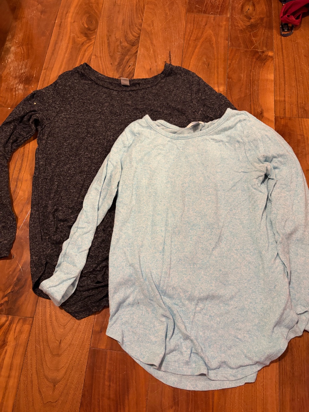 Bundle of Old Navy Light Blue and Dark Gray Women's Crewneck Sweaters
